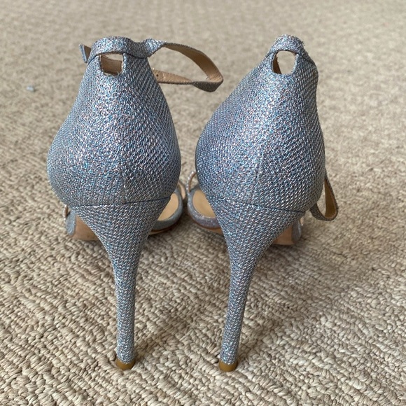 Stuart Weitzman Embellished Silver Sparkle Shimmer Nudistsong Sandals 120 sz 10 - Picture 8 of 12